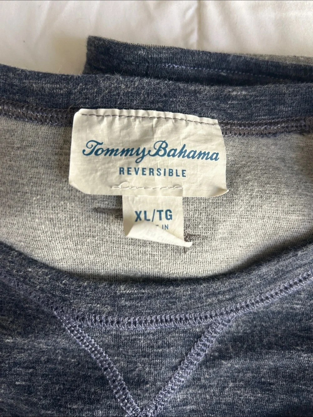 Tommy Bahama Heathered Navy Crewneck with Logo Graphic